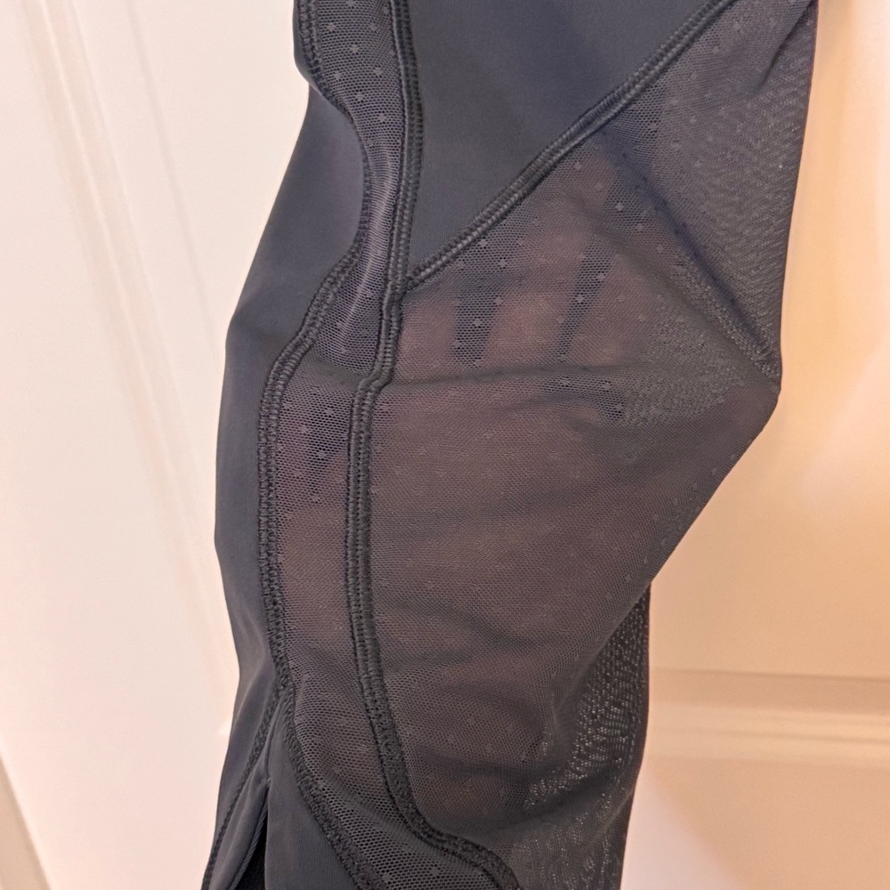 Lululemon Athletica grey Leggings size 6 - Picture 4 of 5